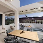 Vierra Hvar With Pool Apartamento