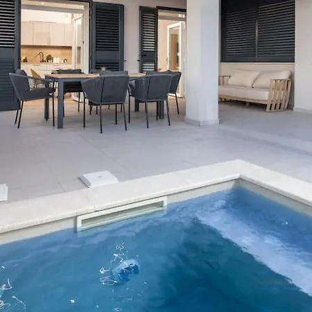 Apartament Vierra Hvar With Pool